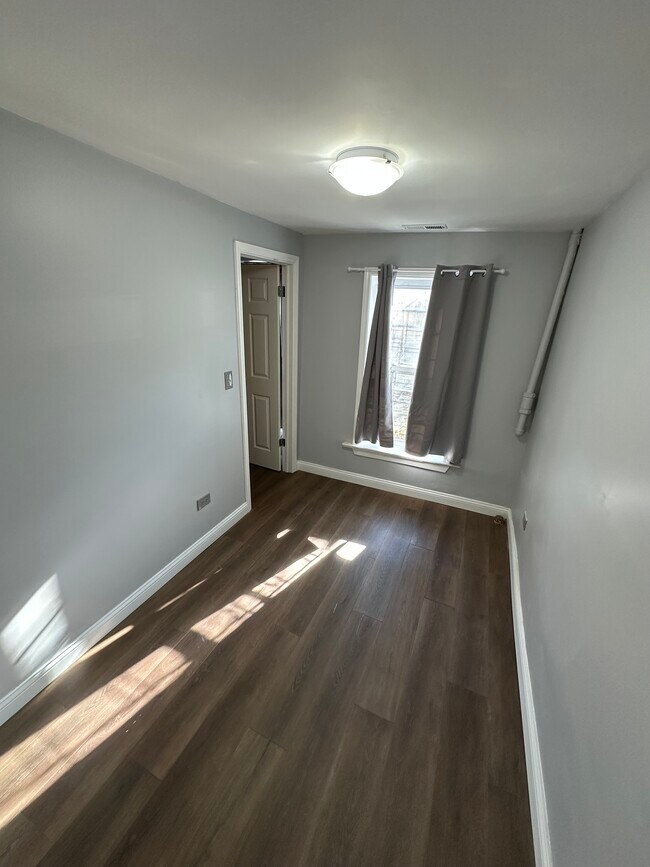 2712 W 25th St unit 1R, Chicago, IL 60608 - photo 6