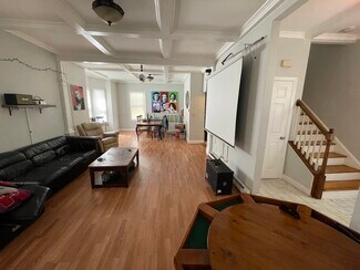 7 Whitman St Unit 1, Boston, MA 02124