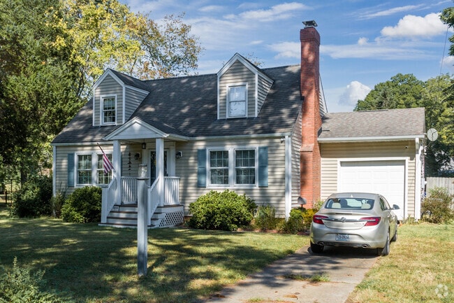 Split-level Cape Cod homes are part of Ingleside’s diverse and timeless housing styles.