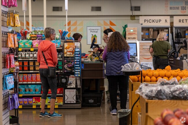 Those wanting fresh foods can easily find them at Whole Foods near Palo Verde.