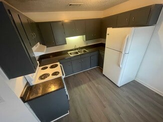 1101-1105 11th Ave S, Columbus, MS 39701