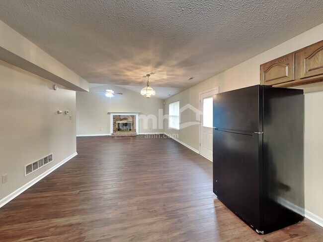 297 Concord Way, Greenwood, IN 46142 - photo 6