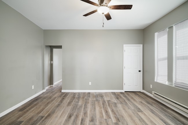 4201 Viola St unit 1Fl, Philadelphia, PA 19104 - photo 4