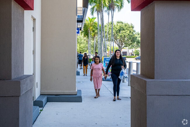 Discover the vibrant atmosphere of Pompano City Center in Blanche Ely.