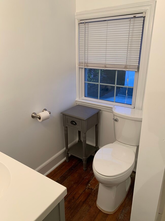 11 Milk St unit 3, Newburyport, MA 01950 - photo 4