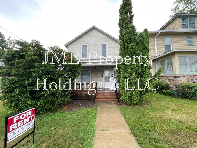 113 W Young St unit 1 Main Floor Unit, Clio, MI 48420 - photo 2