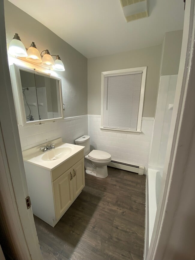 78 Fort St unit 1, East Providence, RI 02914 - photo 5