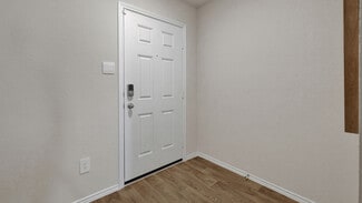 2207 Gentle Rain Dr Unit 36200978, Luling, TX 78648