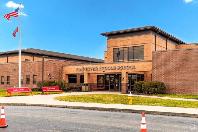 Mad River Middle serves 7th and 8th graders in Forest Ridge Quail Hollow.