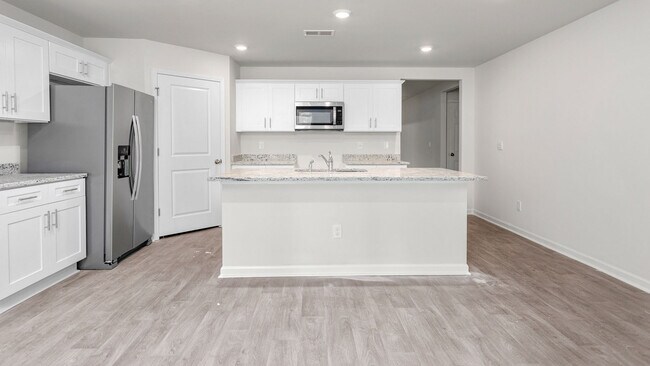 121 Greenbrier Way, Stoneville, NC 27048 - photo 5