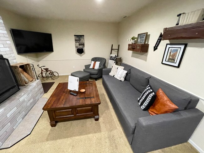 11230 SW 90th Ave, Portland, OR 97223 - photo 2