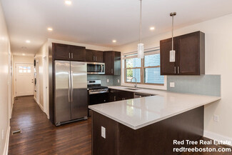 27 1st St Unit 3, Medford, MA 02155