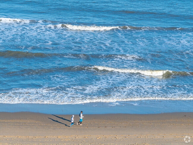 Only minutes from the beaches, Bow Creek residents enjoy a jog on the sand.