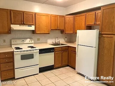 175 Adams St unit 21, Newton, MA 02458 - photo 2