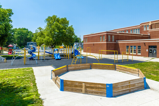 Willard Elementary students enjoy ample outdoor space and play equipment.