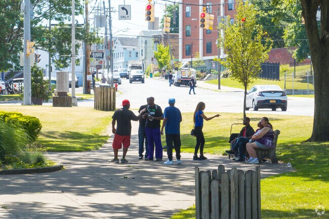 Veterans Park is where downtown and Hamilton Hill meet, as well many people do too.