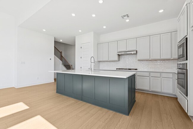 121 Dayridge Dr unit 36464173, Dripping Springs, TX 78620 - photo 6