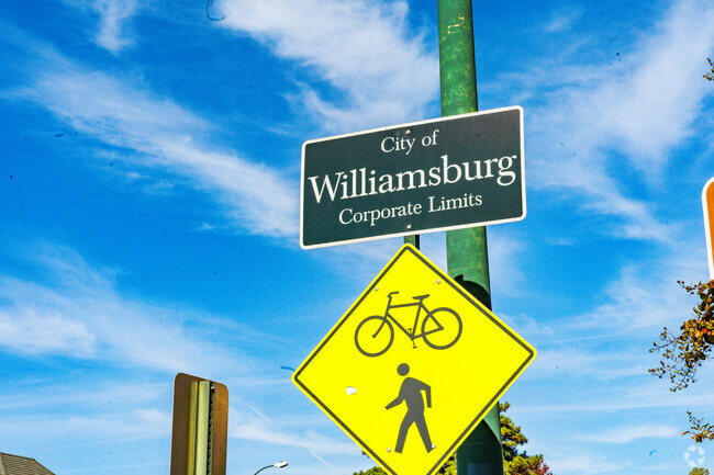 Community unity in the heart of Williamsburg's Walnut Hills.