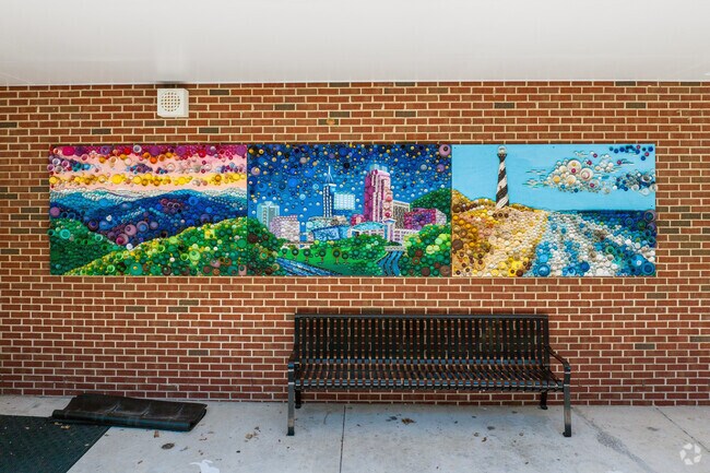 Underwood Gifted & Talented Magnet Elementary School is located in Raleigh, NC.