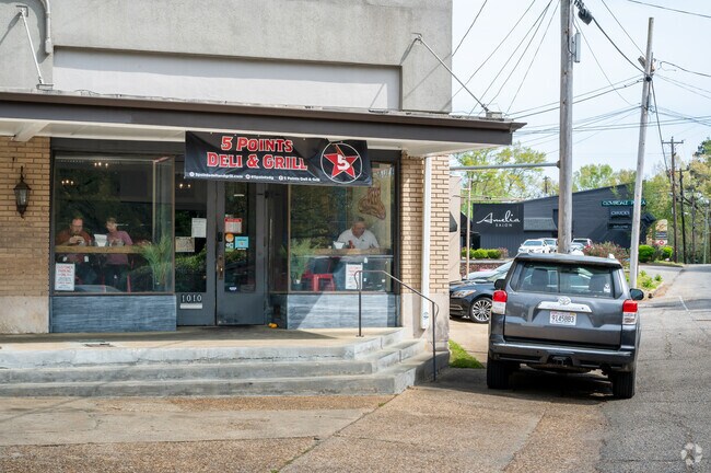 Have lunch with friends at Five Points Bar and Grill in Edgewood.