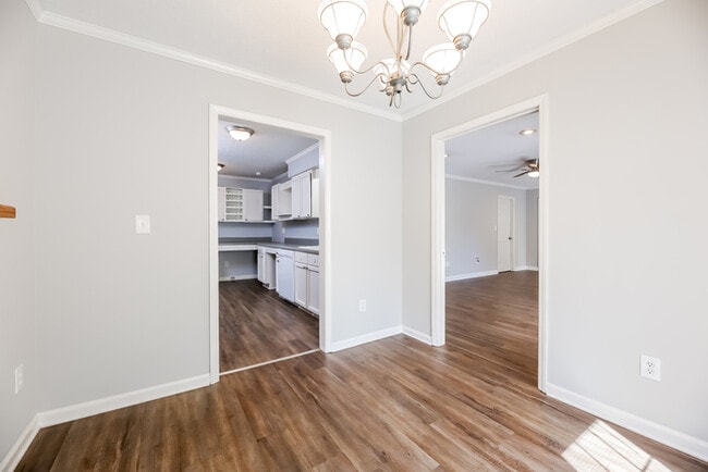 406 Weaver Ln, Simpsonville, SC 29681 - photo 7