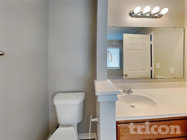 6323 Cougar Village, San Antonio, TX 78242 - photo 7