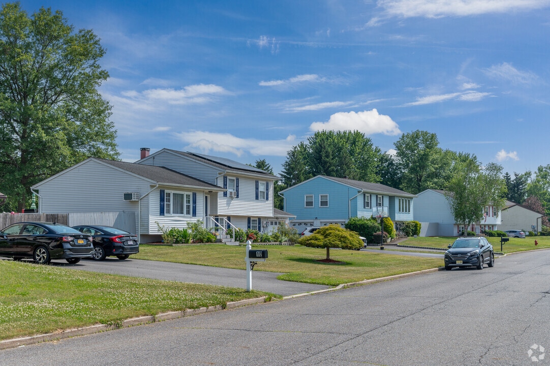 Residential construction and remodeling projects in South Blooming Grove, Orange County, New York