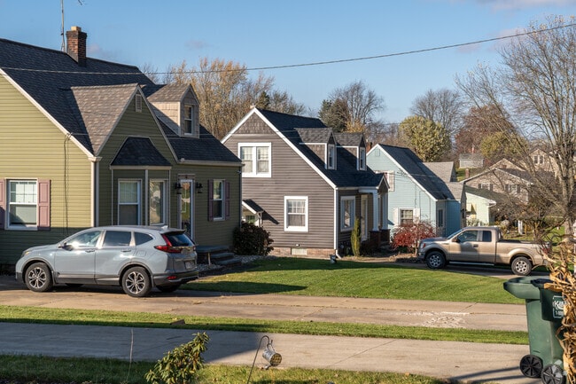 Many Canton Outskirts homes feature 1-2 car garages.