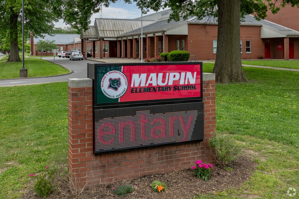 Maupin Elementary School has 297 students in attendance.