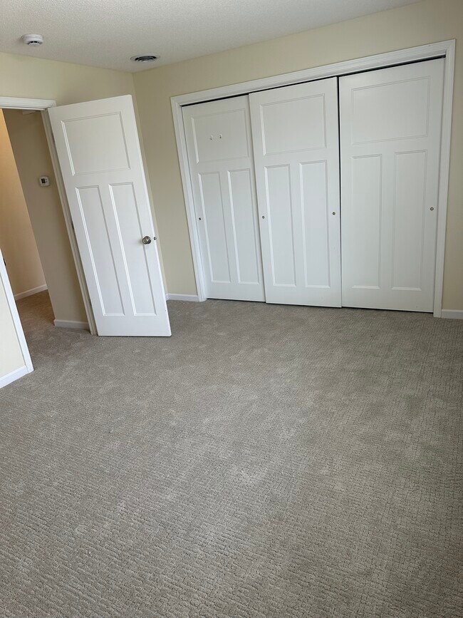 2404 3rd Ave SE unit A, Willmar, MN 56201 - photo 6