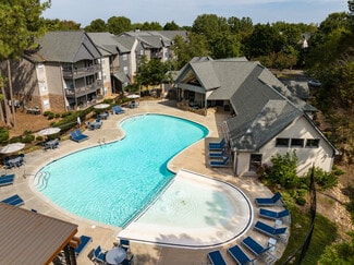 2750 Skyview Dr E, Lithia Springs, GA 30122