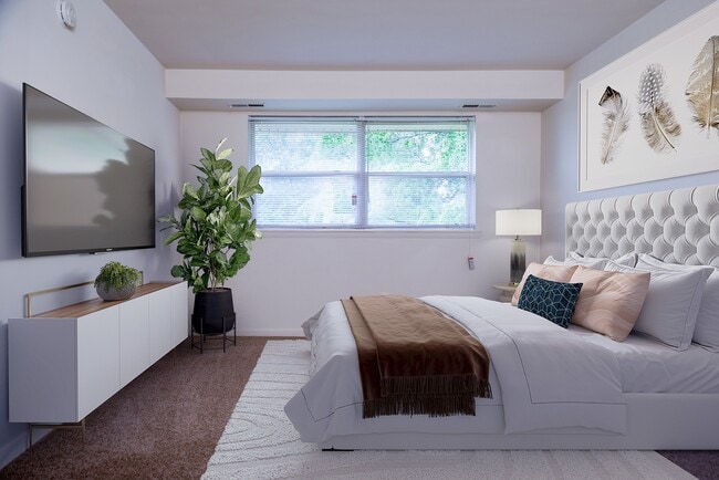 Middle Branch Manor, Baltimore, MD 21225 - photo 5