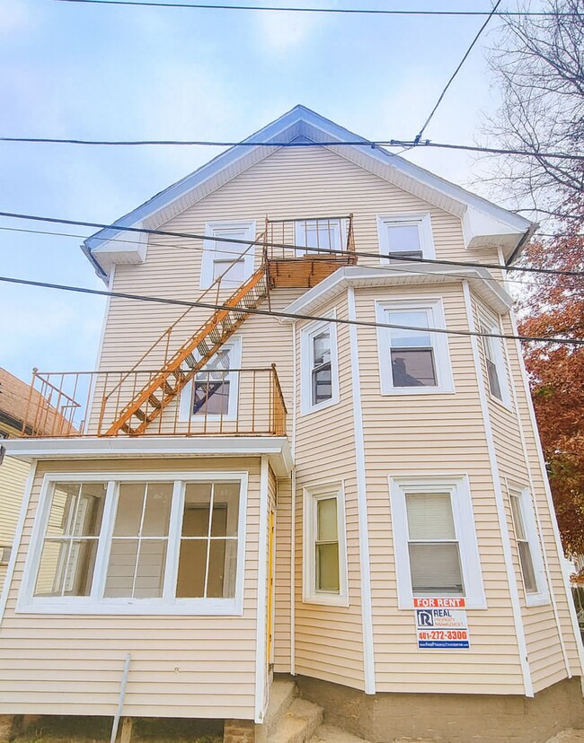 3 Veto St Unit 3, Providence, RI 02908