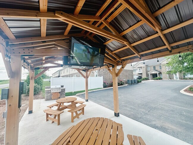 Laurel Ridge KY II, Bowling Green, KY 42104 - photo 6