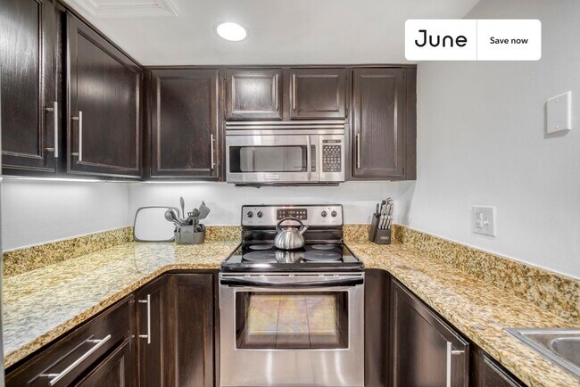 1843 Burke St SE unit 2, Washington, DC 20003 - photo 3