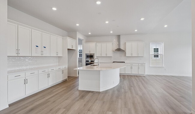 1359 Alyssa Dr, Timnath, CO 80547 - photo 2