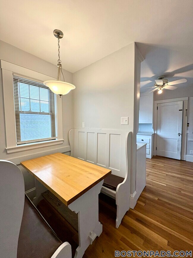 15 Edgecliff Rd, Watertown, MA 02472 - photo 7