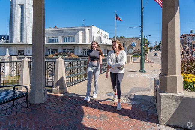 Residents love biking, walking, or running throughout Fox River Heights.
