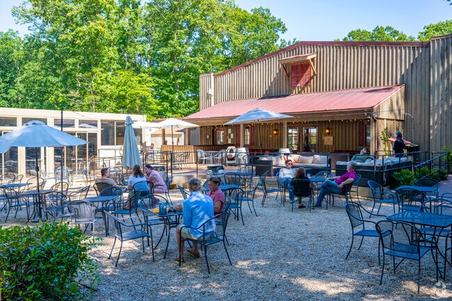 Keswick Vineyards has a large tasting room and outdoor patio.