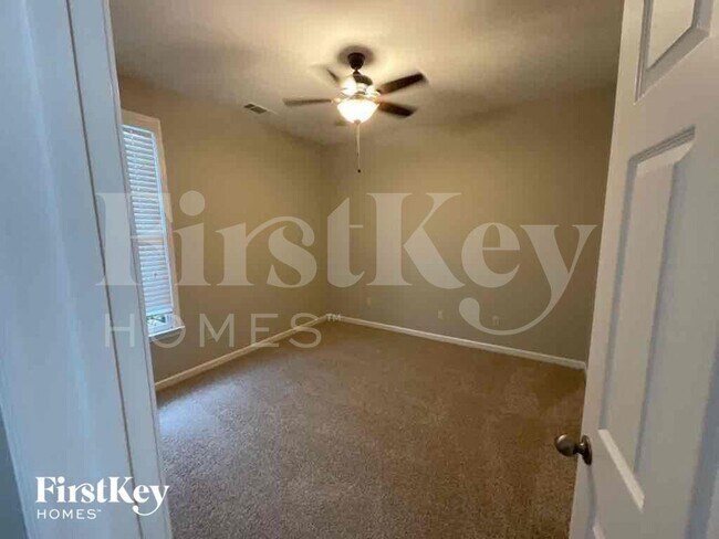 3795 Abbeyglen Way, Hoover, AL 35226 - photo 6