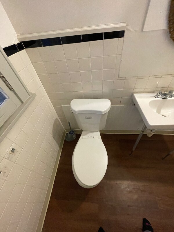 620 Lincoln Way W unit upstairs, Massillon, OH 44647 - photo 5