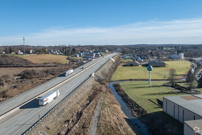 I-76 is the fastest rout to get to Pittsburgh from Stonycreek Township.