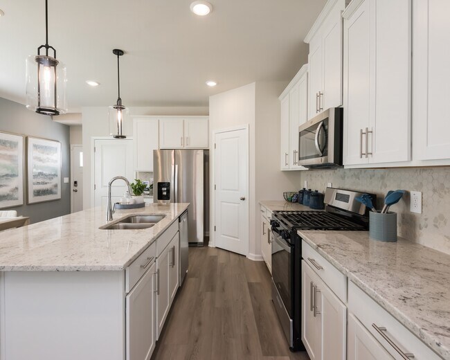 2135 Avalon Ridge unit 37076927, Conyers, GA 30013 - photo 6