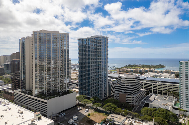 About The Central Ala Moana, Honolulu HI | HOAs, Reviews, Amenities ...