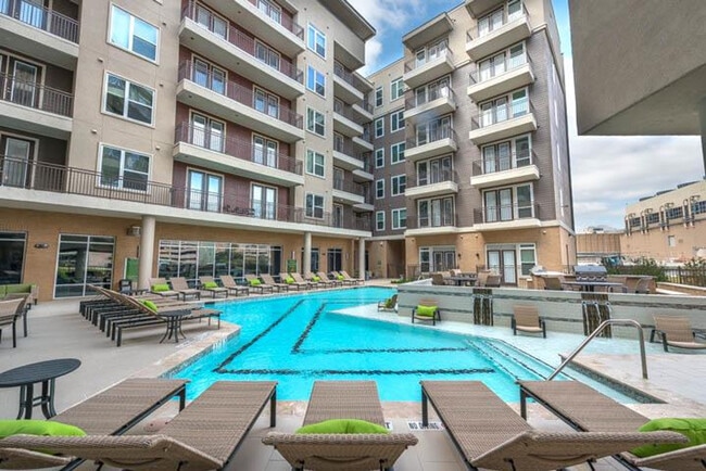1915 Canterbury St unit ID1359154P, Houston, TX 77030 - photo 7