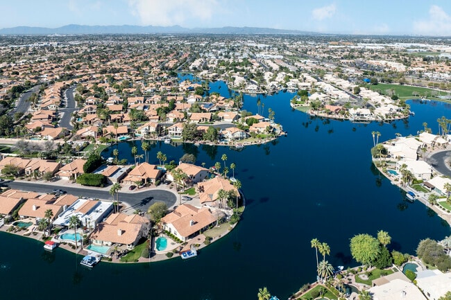 The Islands neighborhood feels more like a tropical destination and less like a desert.