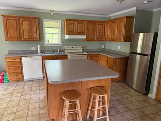 201 N Lancaster St Unit A, Athens, OH 45701