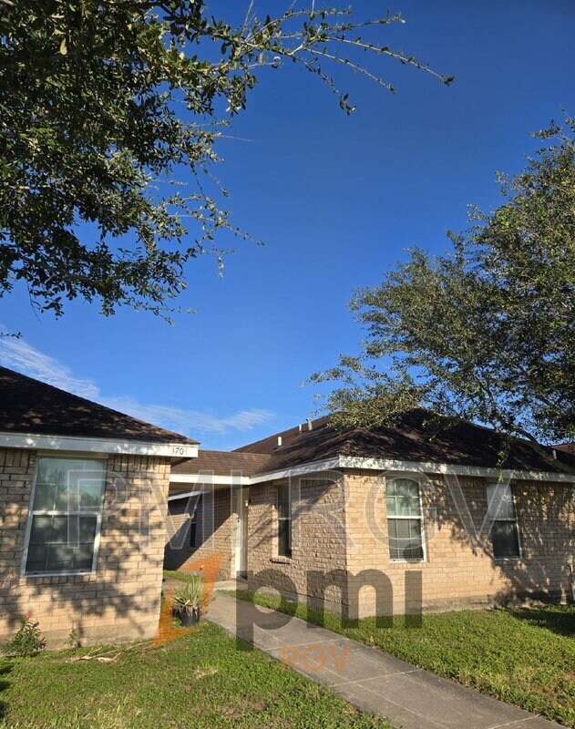 3704 S Wyndham Ave unit D, Pharr, TX 78577 - photo 4