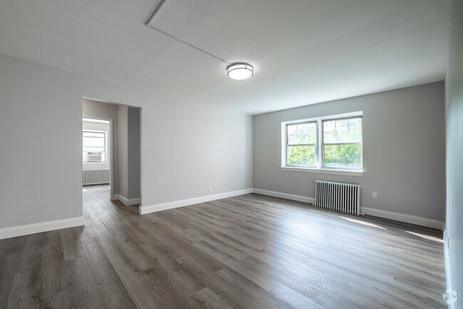 Hudson Ridge Apartments, North Bergen, NJ 07047 - photo 6