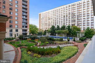 11710 Old Georgetown Rd Unit 211, Rockville, MD 20852